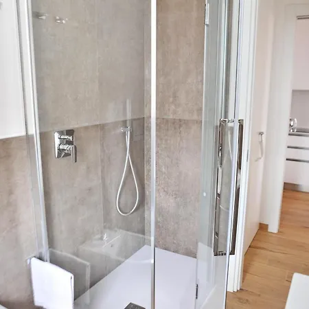 Gold Garda Desenzano Apartment Desenzano del Garda